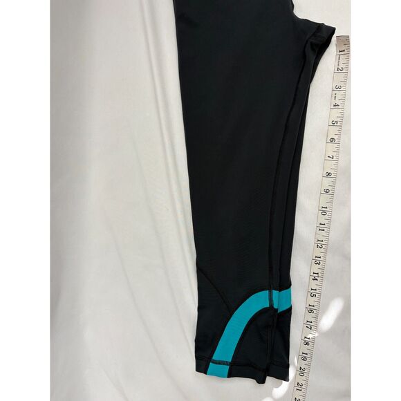 Lululemon Run Inspire Crop II Capri Pants Y2K Blue Stripes Run Yoga Size 6 Gym - Picture 10 of 10